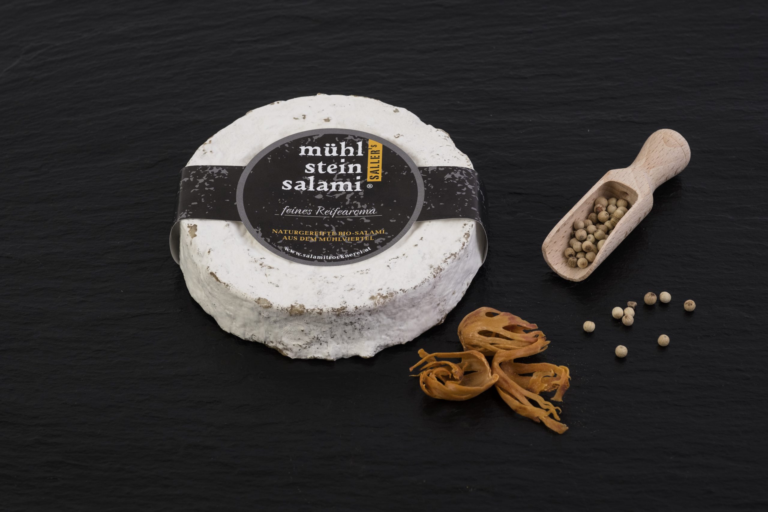 Salamitrocknerei-Saller-NEUDESIGN-DSCF9082